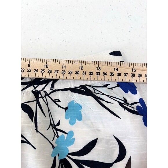 Liz Claiborne Top & Skirt 2-piece Set White Blue Floral Short Sleeve Hawaiian - Picture 8 of 10